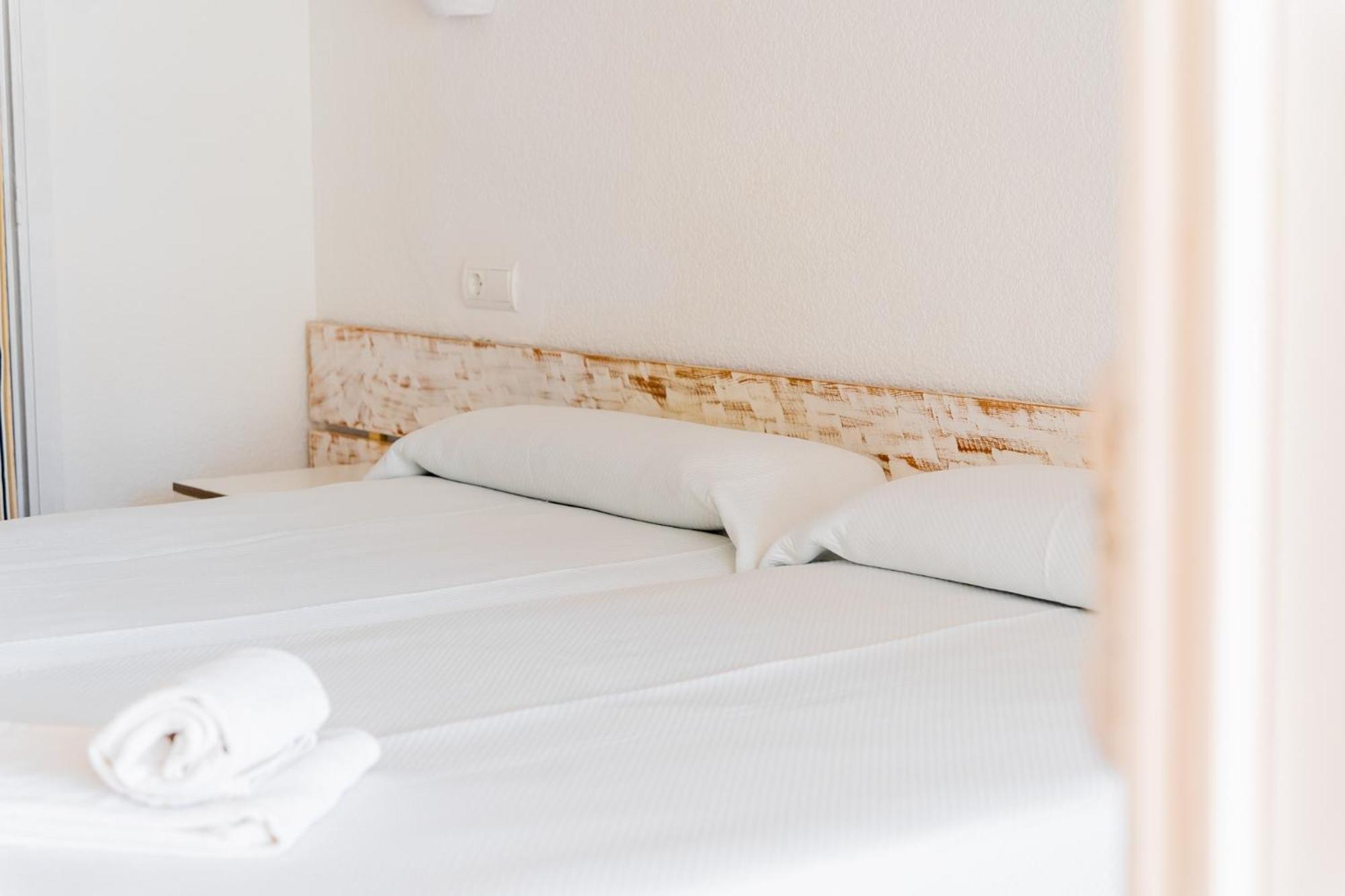 Atlas Apartments Ibiza Санта-Эулалия-дель-Рио Экстерьер фото