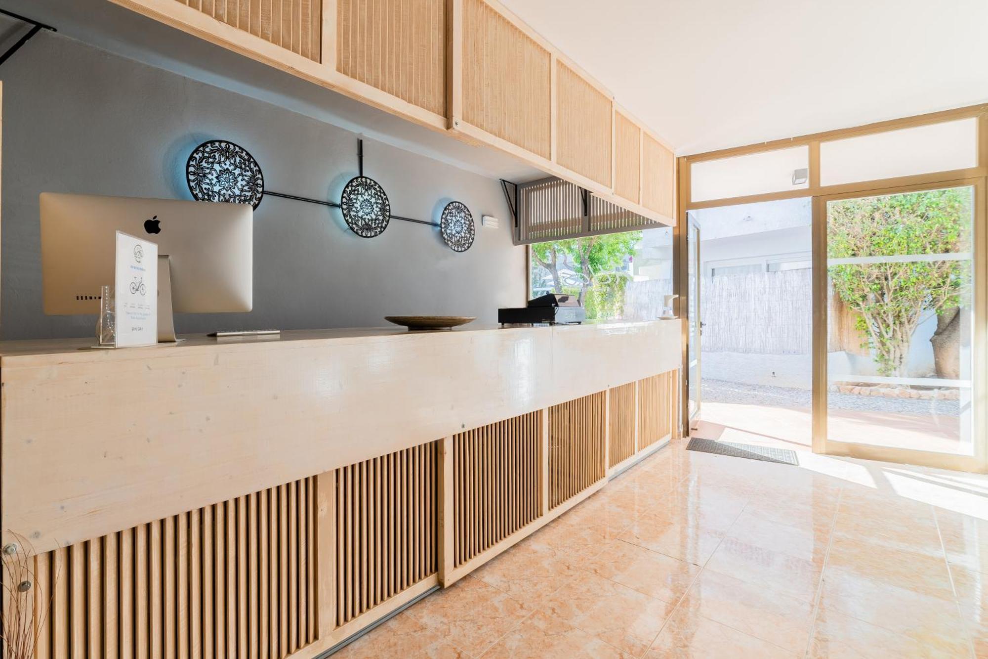 Atlas Apartments Ibiza Санта-Эулалия-дель-Рио Экстерьер фото